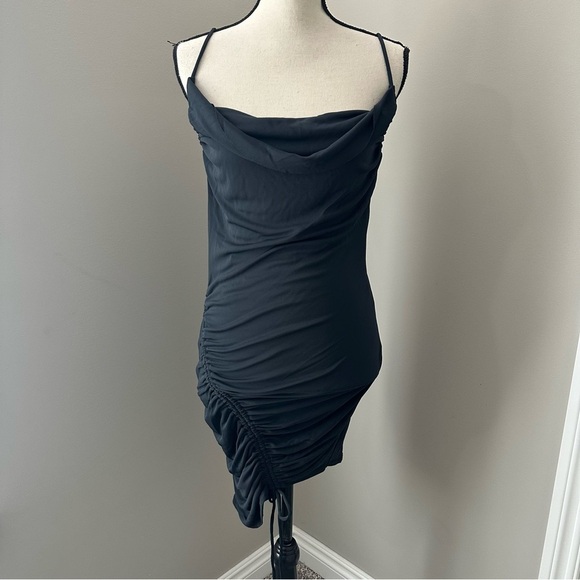 NWT Forever 21 Women’s Ruched Cocktail Party Dress - Picture 2 of 5